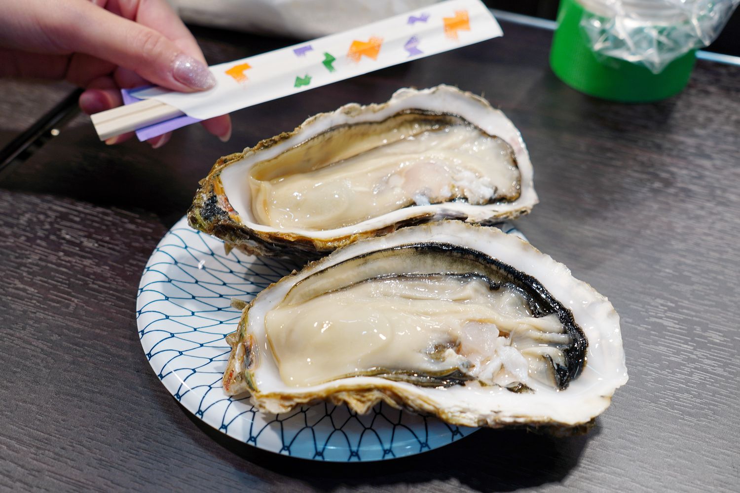 大阪黑門市場｜2025必吃美食、早餐、營業時間交通全攻略! @混血珊莎的奇幻旅程