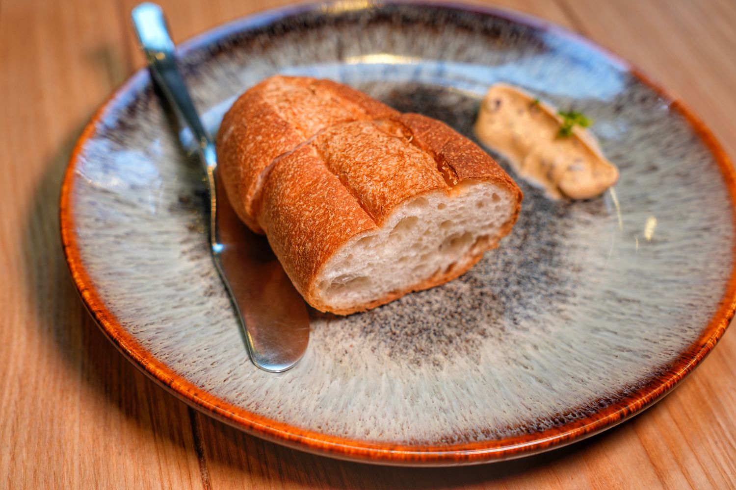 FORE restaurant 柴燒牛排|台中西區牛排慶生約會首選餐廳! @混血珊莎的奇幻旅程 FORE restaurant 柴燒牛排|台中西區牛排慶生約會首選餐廳! @混血珊莎的奇幻旅程