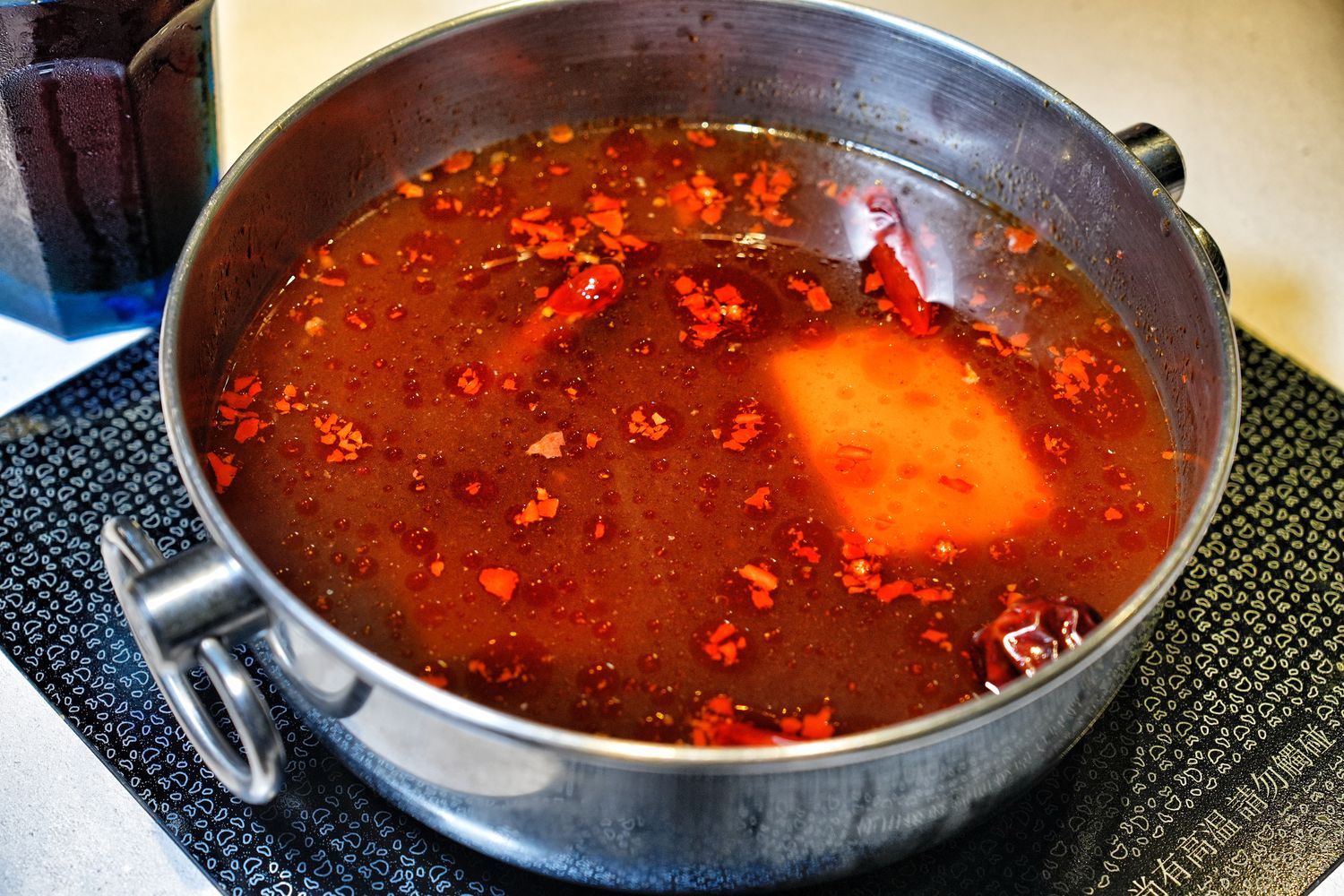 派大鮮精緻鍋物｜新潮火鍋海味現撈活龍蝦螃蟹，萌鍋小熊入浴秀! @混血珊莎的奇幻旅程