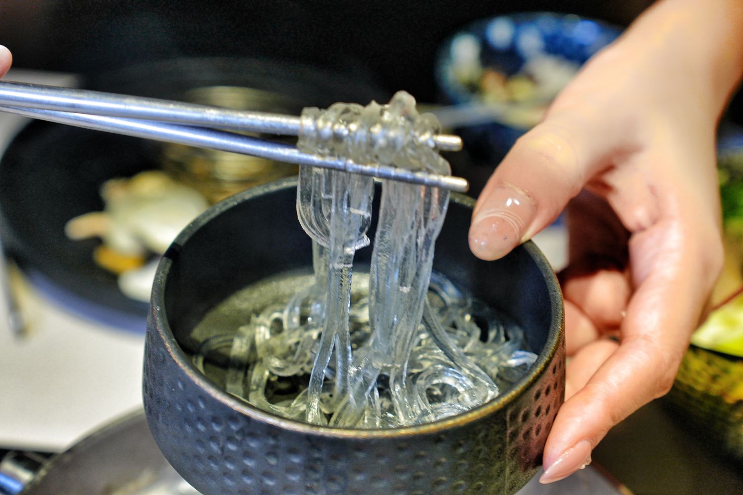 派大鮮精緻鍋物｜新潮火鍋海味現撈活龍蝦螃蟹，萌鍋小熊入浴秀! @混血珊莎的奇幻旅程