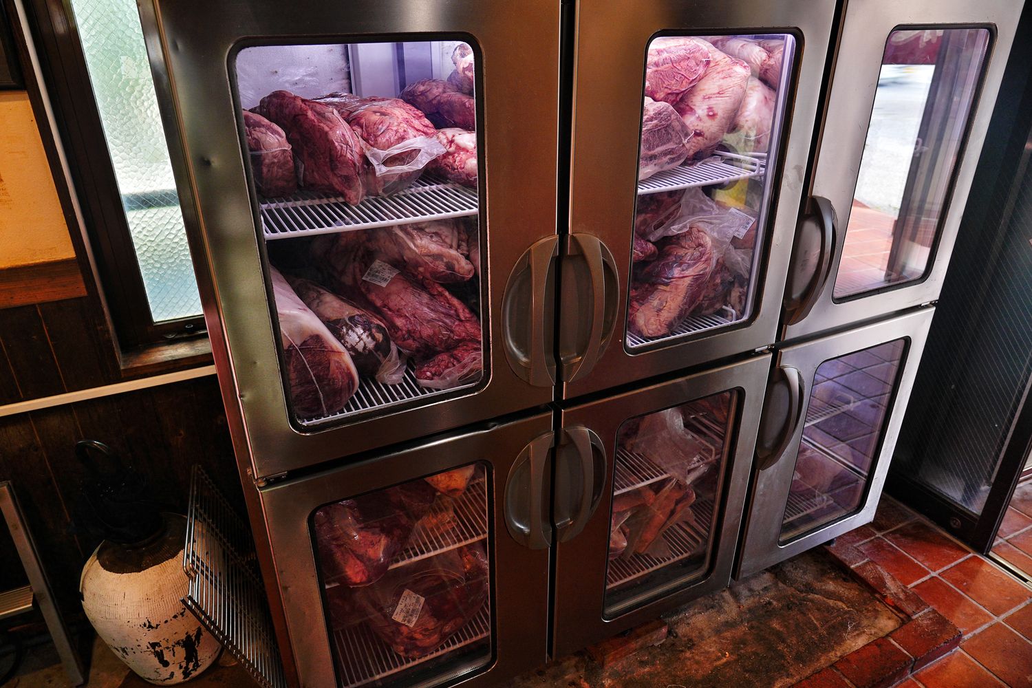 石垣牛專賣燒肉金城北谷總店｜超夯沖繩燒肉吃到飽，A5和牛牧場直送! @混血珊莎的奇幻旅程