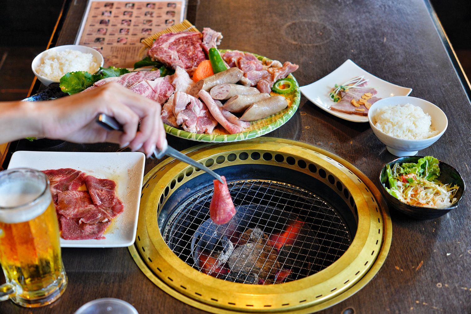 石垣牛專賣燒肉金城北谷總店｜超夯沖繩燒肉吃到飽，A5和牛牧場直送! @混血珊莎的奇幻旅程