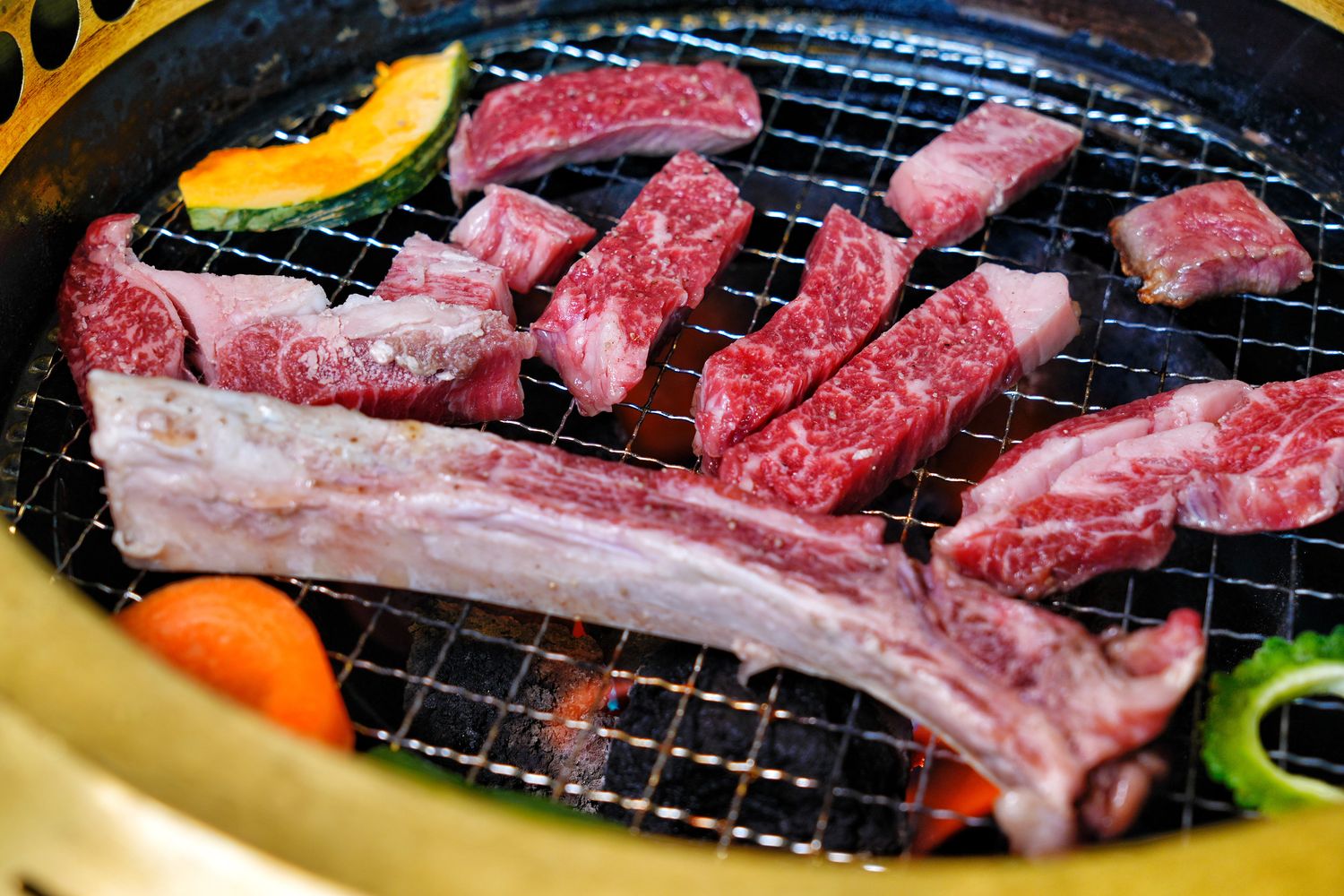 石垣牛專賣燒肉金城北谷總店｜超夯沖繩燒肉吃到飽，A5和牛牧場直送! @混血珊莎的奇幻旅程