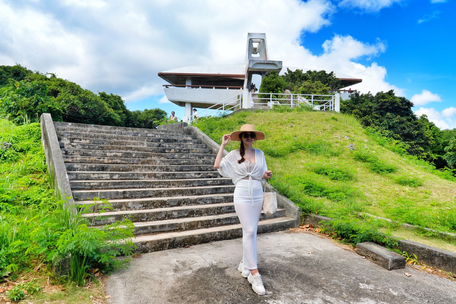 行腳沖繩｜沖繩包車推薦，租車/一日遊/旅遊諮詢首選! @混血珊莎的奇幻旅程