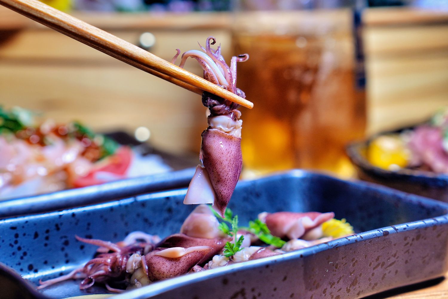 ABV日式居酒館｜林口長庚餐廳稻草燒生魚片船，帶你秒飛日本! @混血珊莎的奇幻旅程