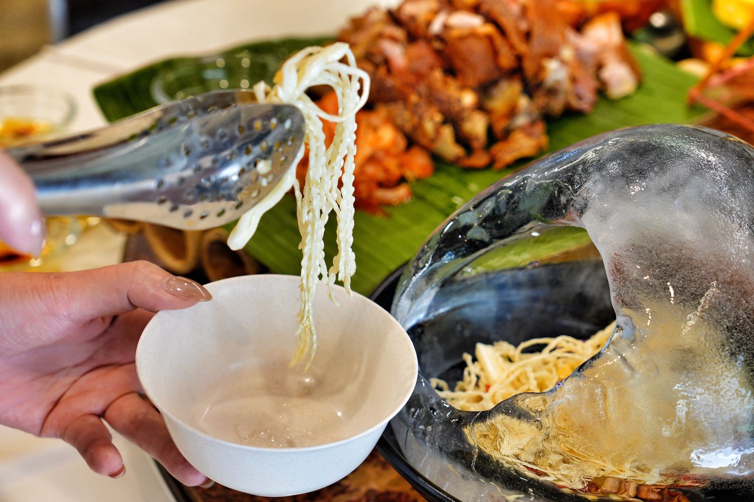 日月潭新山味邵族風味餐廳｜傳承三代老店水社碼頭美食! @混血珊莎的奇幻旅程