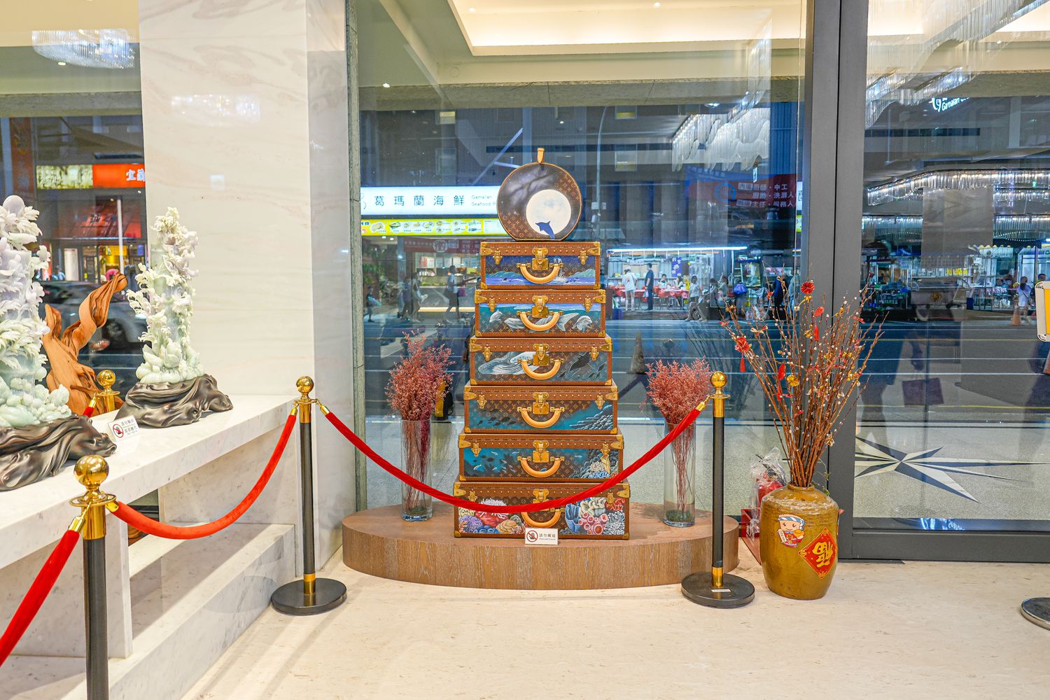 【宜蘭礁溪住宿】葛瑪蘭之星飯店:獨創星空彩繪房,房內獨享「月光石浴池」! @混血珊莎的奇幻旅程 【宜蘭礁溪住宿】葛瑪蘭之星飯店:獨創星空彩繪房,房內獨享「月光石浴池」! @混血珊莎的奇幻旅程