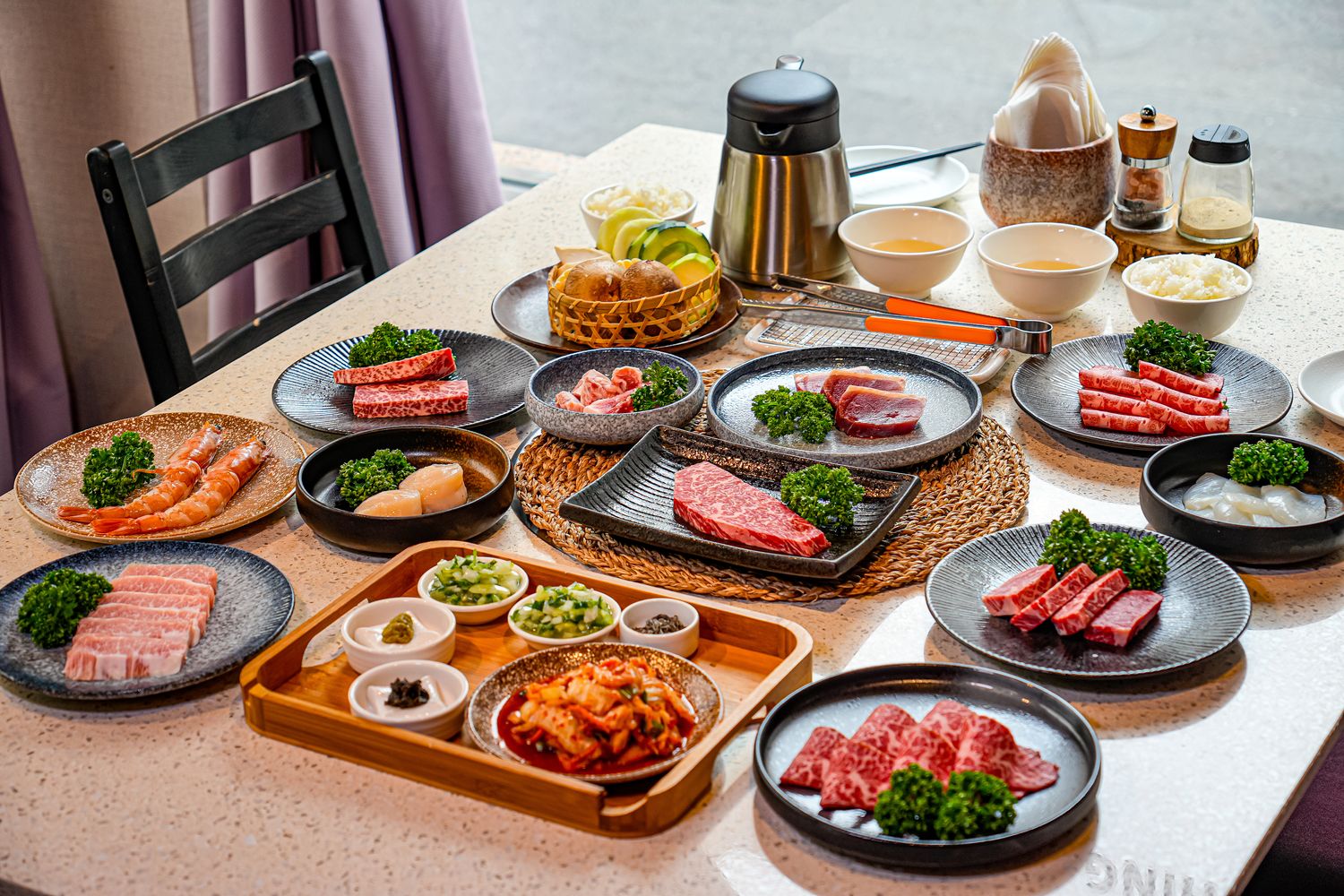 四時輕燒肉概念屋｜顛覆傳統全新燒肉概念，烤法兼具健康與美味，國外遊客指名必訪! @混血珊莎的奇幻旅程