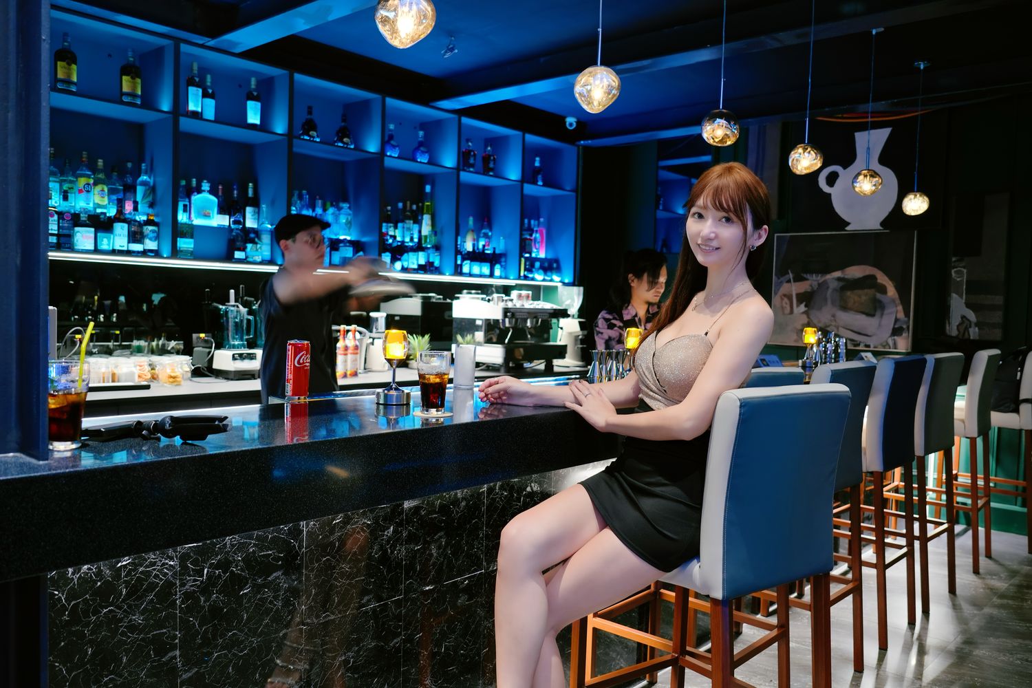 8+9吧食酒音樂餐廳｜新開幕台中南屯餐酒館，美食餐廳推薦，live band樂團嗨整晚！ @混血珊莎的奇幻旅程