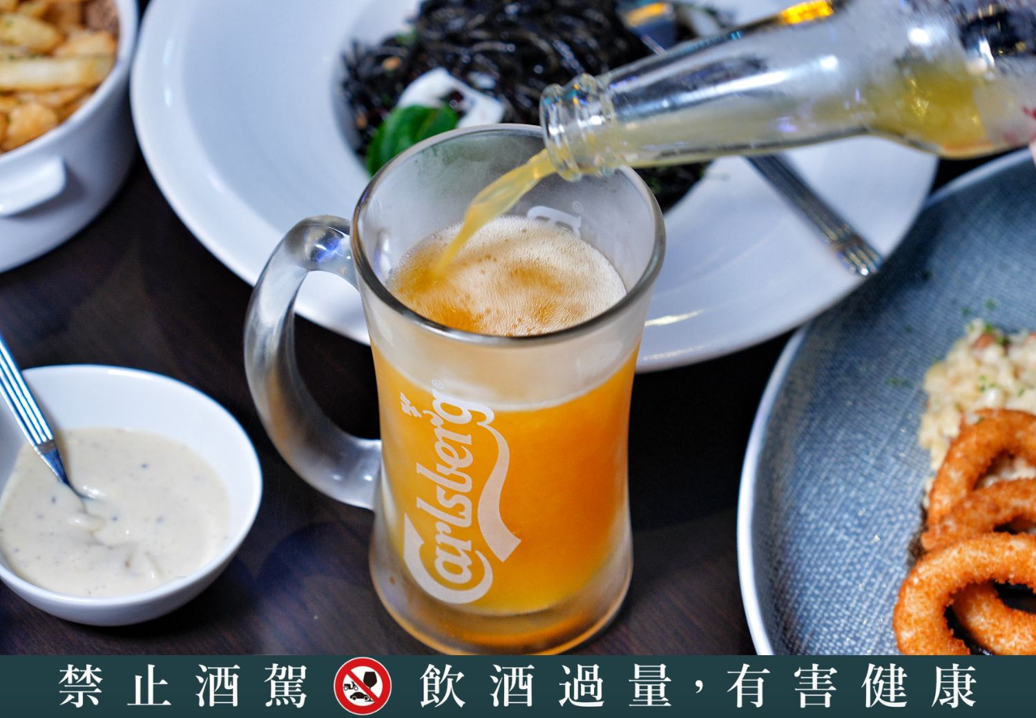 8+9吧食酒音樂餐廳｜新開幕台中南屯餐酒館，美食餐廳推薦，live band樂團嗨整晚！ @混血珊莎的奇幻旅程