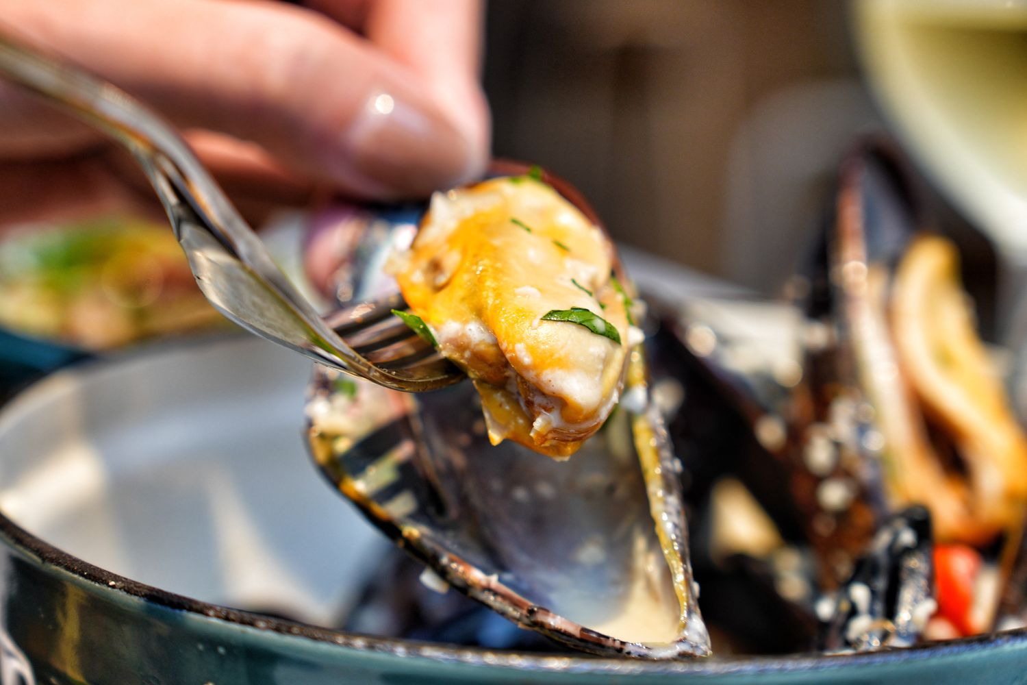 she&#8217;ll oyster bar 敘｜浮誇系台北生蠔塔， 1 顆只要 88 元起! @混血珊莎的奇幻旅程