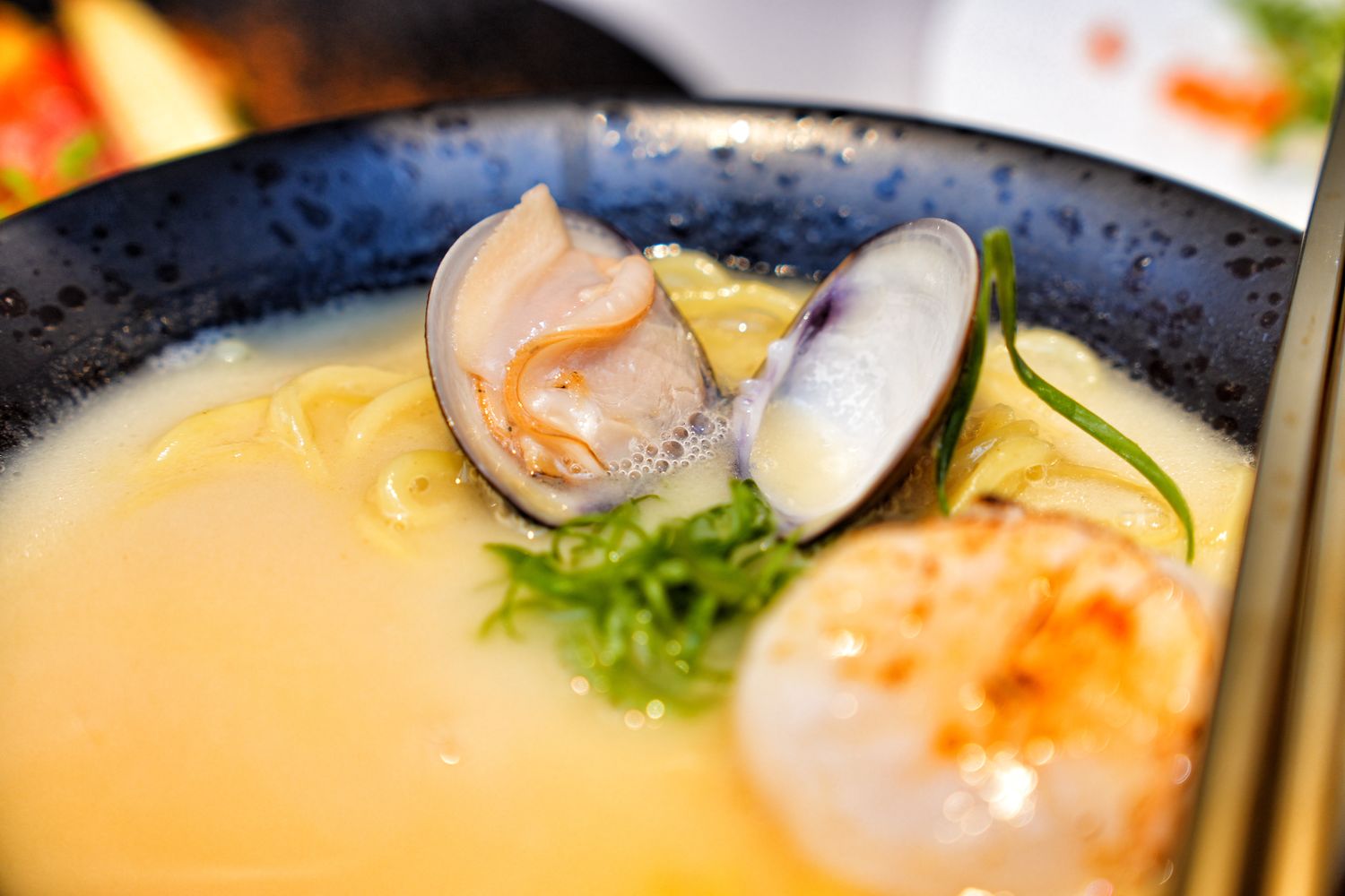 she&#8217;ll oyster bar 敘｜浮誇系台北生蠔塔， 1 顆只要 88 元起! @混血珊莎的奇幻旅程