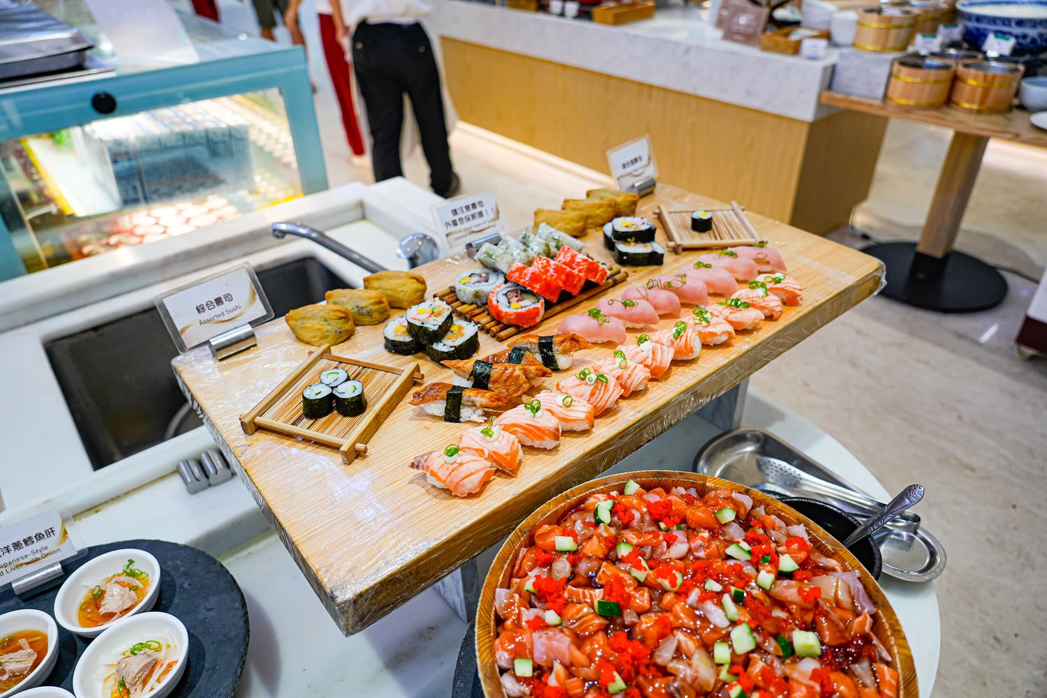 宜蘭礁溪美食|葛瑪蘭之星自助餐星苑餐廳:高CP值海陸百匯,現流海鮮、螃蟹任你吃! @混血珊莎的奇幻旅程 宜蘭礁溪美食|葛瑪蘭之星自助餐星苑餐廳:高CP值海陸百匯,現流海鮮、螃蟹任你吃! @混血珊莎的奇幻旅程