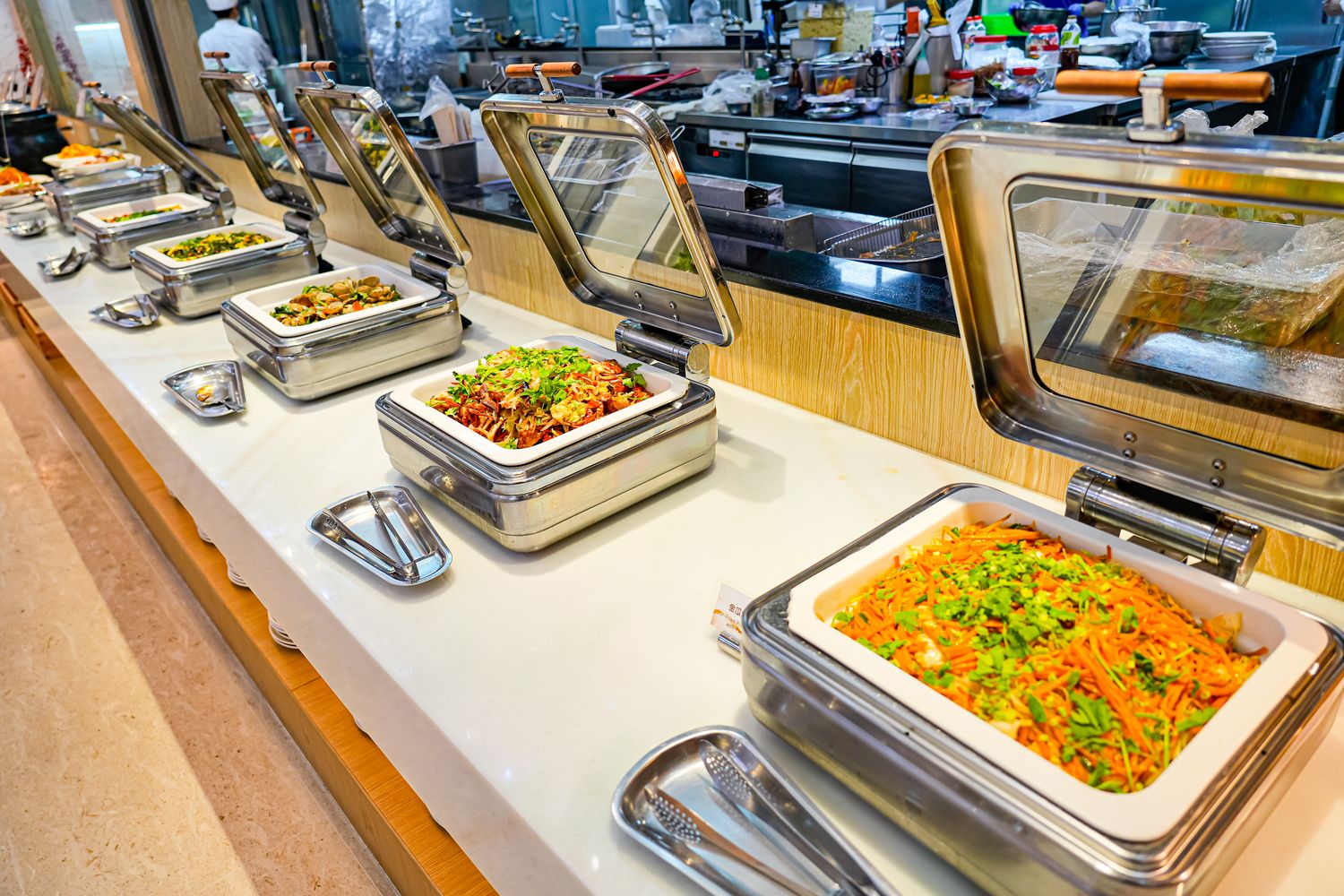宜蘭礁溪美食｜葛瑪蘭之星自助餐星苑餐廳：高CP值海陸百匯，現流海鮮、螃蟹任你吃! @混血珊莎的奇幻旅程