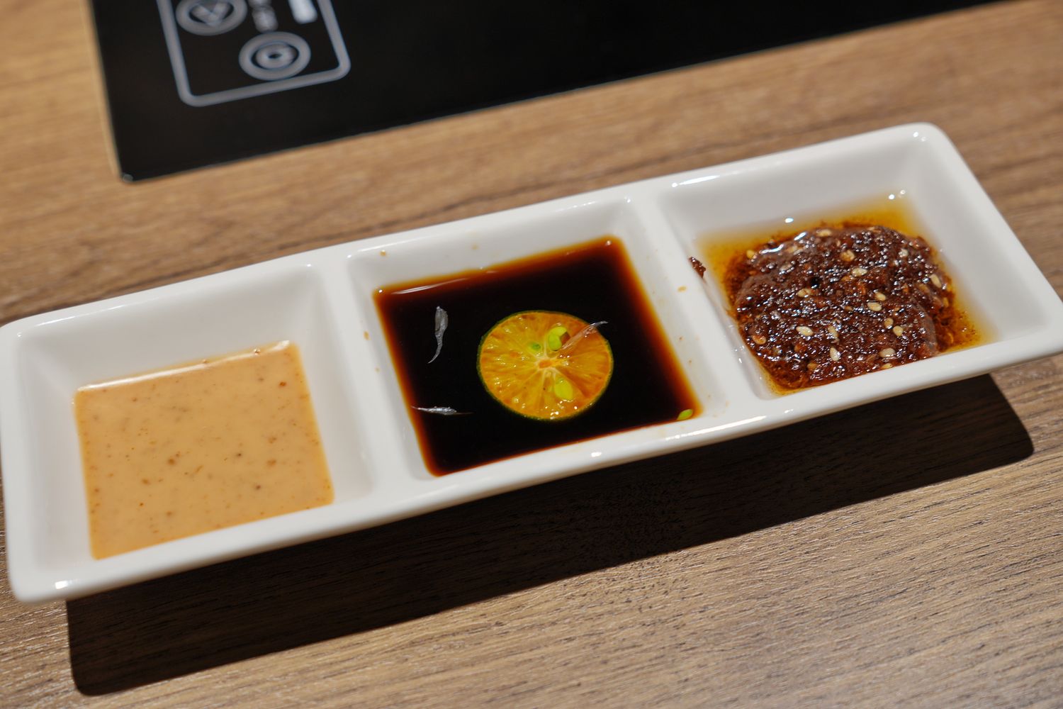 中山區火鍋｜星曜雞湯，新開幕欣欣百貨餐廳，雞湯界LV華麗登場! @混血珊莎的奇幻旅程