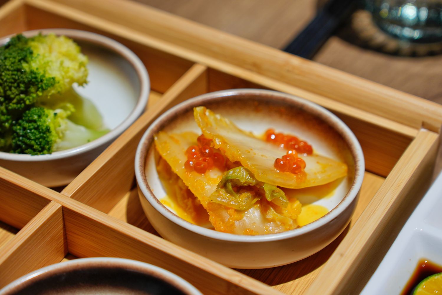 中山區火鍋｜星曜雞湯，新開幕欣欣百貨餐廳，雞湯界LV華麗登場! @混血珊莎的奇幻旅程
