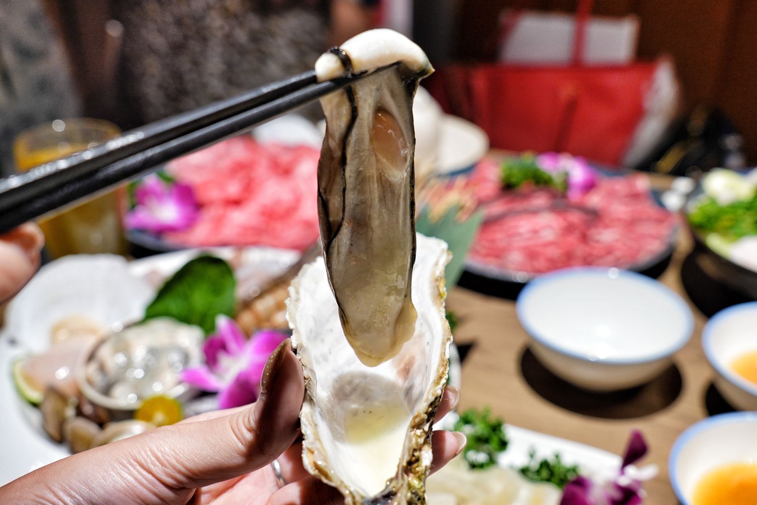 中山區火鍋｜星曜雞湯，新開幕欣欣百貨餐廳，雞湯界LV華麗登場! @混血珊莎的奇幻旅程