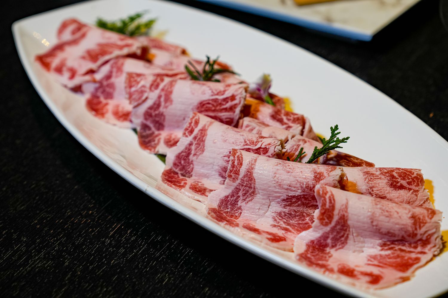 萬華火鍋｜台北凱達大飯店 Bar 98，火鍋百鮮打邊爐，自助吧吃到飽! @混血珊莎的奇幻旅程