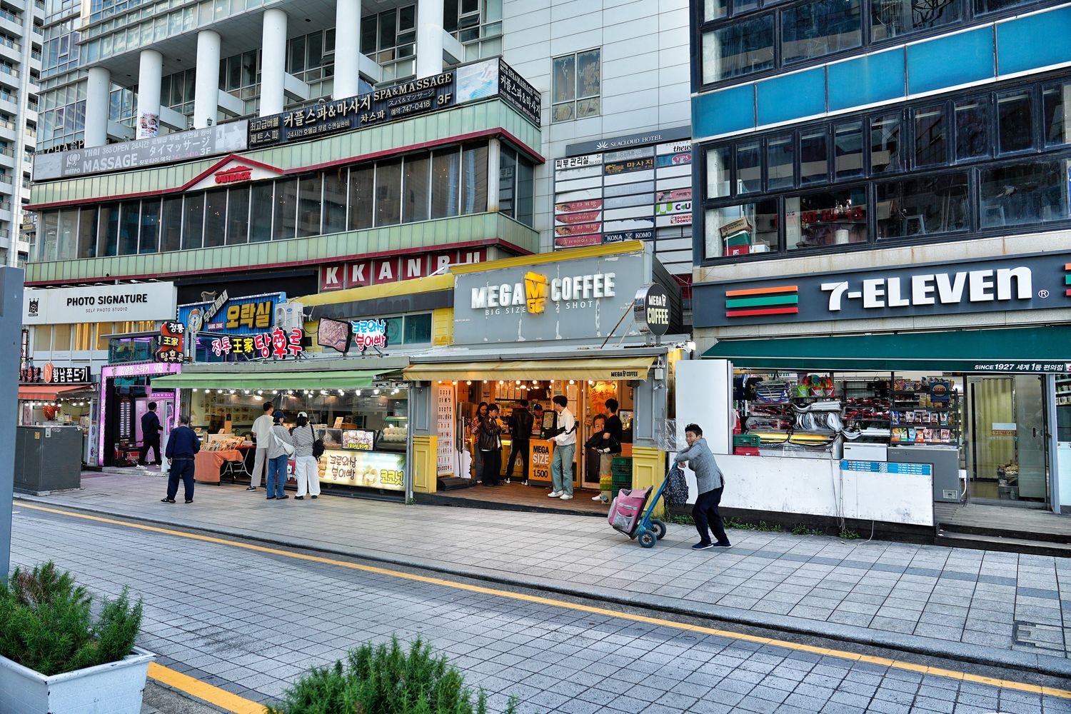 海雲台飯店推薦 艾麗西婭精品飯店(Elysia Boutique Hotel)｜夢幻雙面海景住宿! @混血珊莎的奇幻旅程