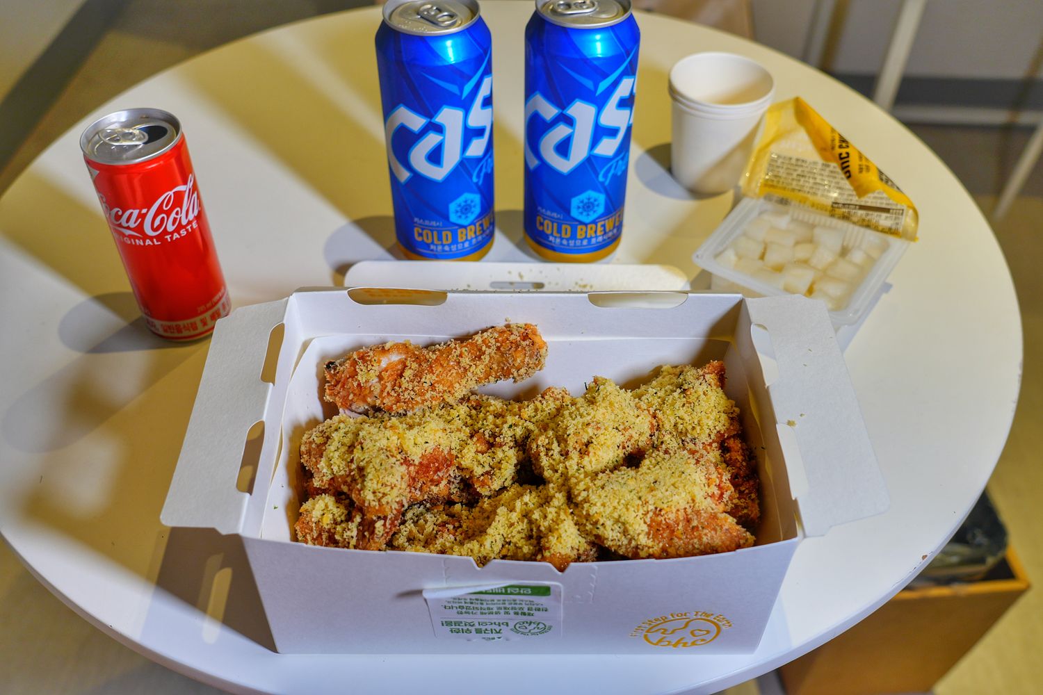 梨大新村H大道飯店(H Avenue Hotel Idae Sinchon)｜入住一晚每人不用 1000 元! @混血珊莎的奇幻旅程