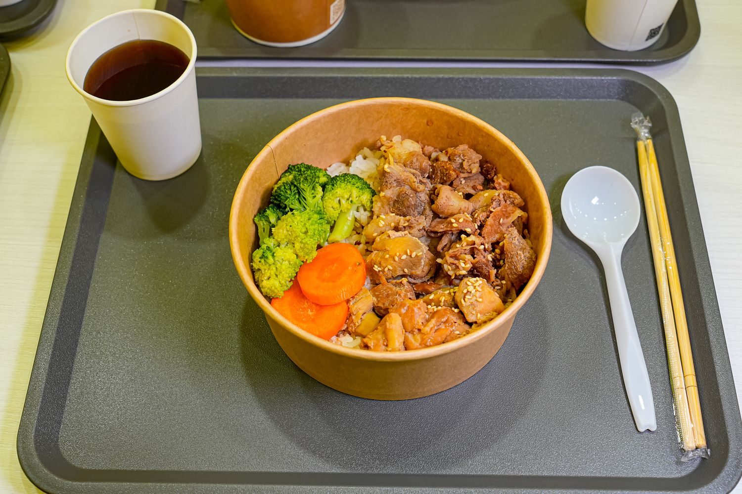 小鹿亭｜公館咖哩飯日式丼飯烏龍麵平價首選，近台大師大! @混血珊莎的奇幻旅程