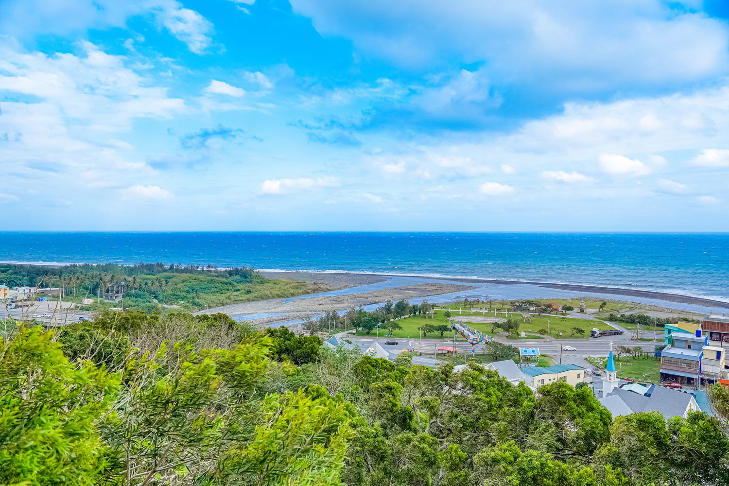 漫活台東嘉蘭部落&#038;大武鄉，森林療癒林下養蜂，南迴山村輕旅行! @混血珊莎的奇幻旅程