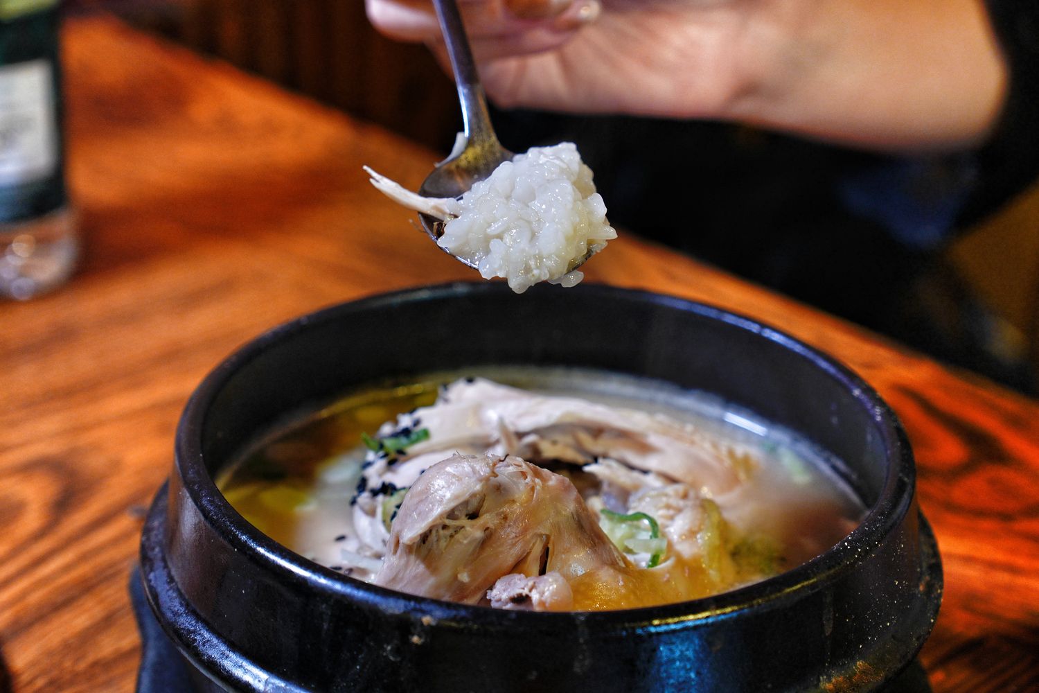 土俗村蔘雞湯｜景福宮站超夯人蔘雞，菜單排隊攻略! @混血珊莎的奇幻旅程