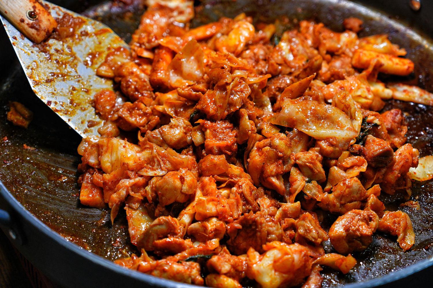 南怡島美食Naruteo charcoal stir-fried chicken|碼頭旁人氣春川辣炒雞! @混血珊莎的奇幻旅程