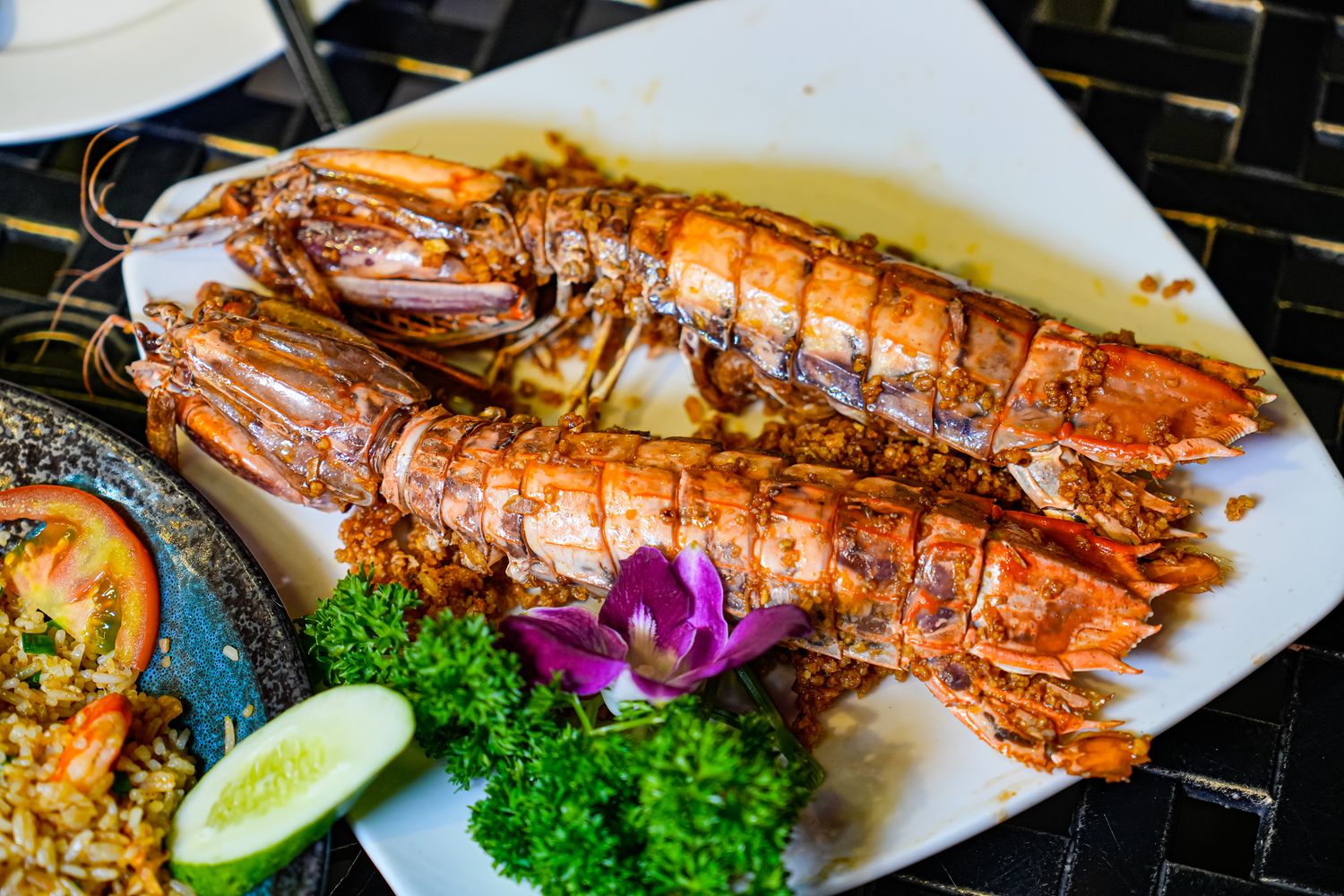 【2025富國島美食】精選 15 間富國島餐廳,夢幻沙灘日落、火舞高空酒吧! @混血珊莎的奇幻旅程 【2025富國島美食】精選 15 間富國島餐廳,夢幻沙灘日落、火舞高空酒吧! @混血珊莎的奇幻旅程