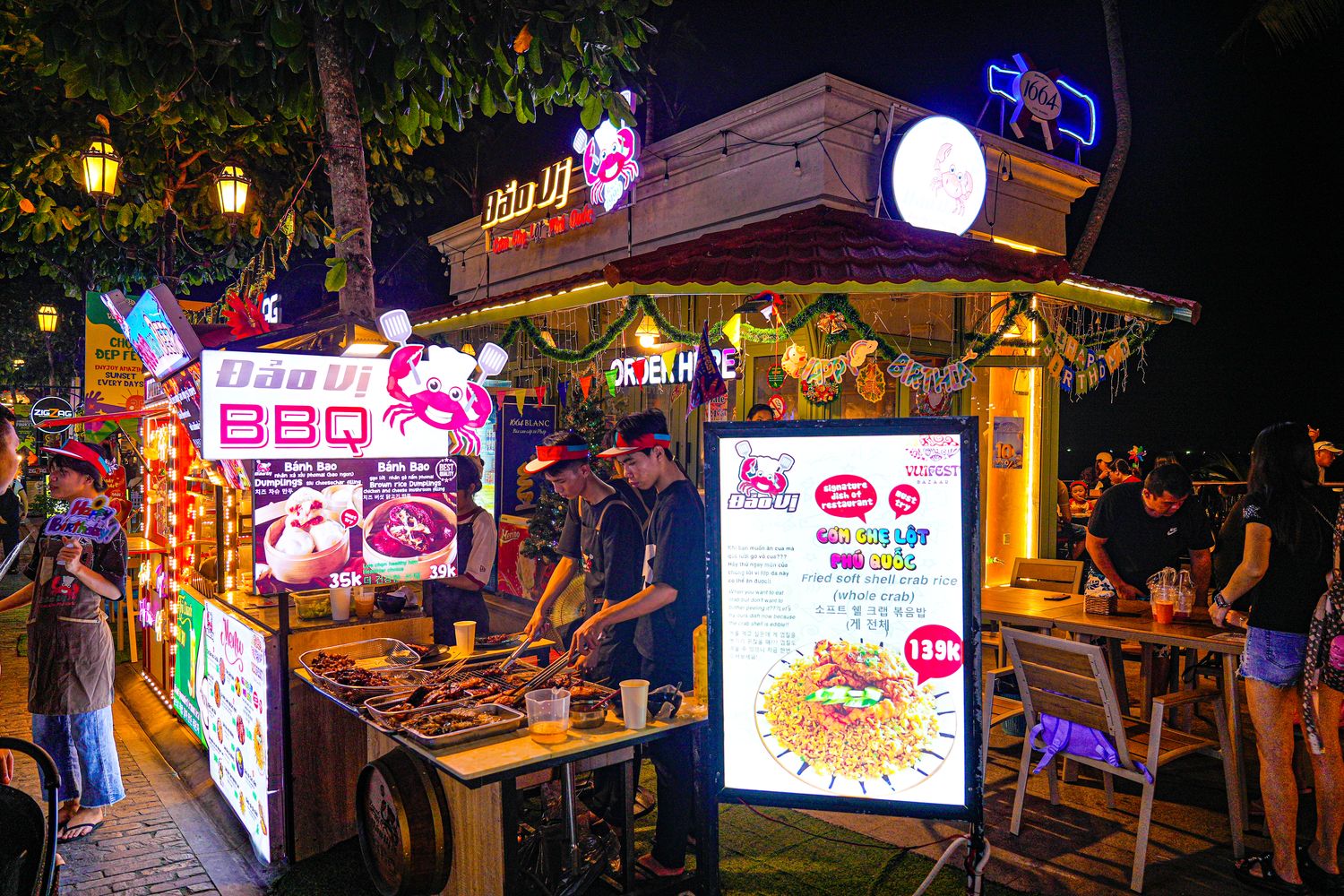 【2024富國島夜市】北中南區 4 間必逛夜市,龍蝦海鮮花生伴手禮通通有! @混血珊莎的奇幻旅程 【2024富國島夜市】北中南區 4 間必逛夜市,龍蝦海鮮花生伴手禮通通有! @混血珊莎的奇幻旅程