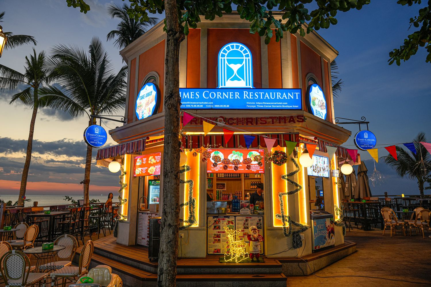 【2025富國島景點】精選 22 個富國島最新景點，遊樂園煙火表演火舞秀! @混血珊莎的奇幻旅程