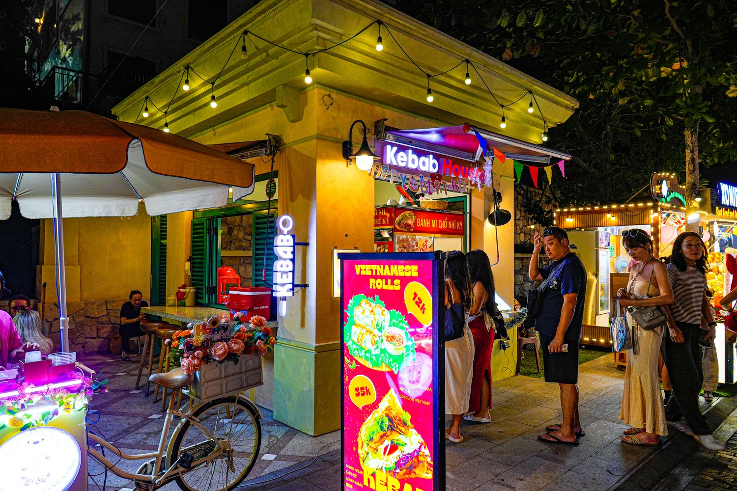 【2024富國島夜市】北中南區 4 間必逛夜市,龍蝦海鮮花生伴手禮通通有! @混血珊莎的奇幻旅程 【2024富國島夜市】北中南區 4 間必逛夜市,龍蝦海鮮花生伴手禮通通有! @混血珊莎的奇幻旅程