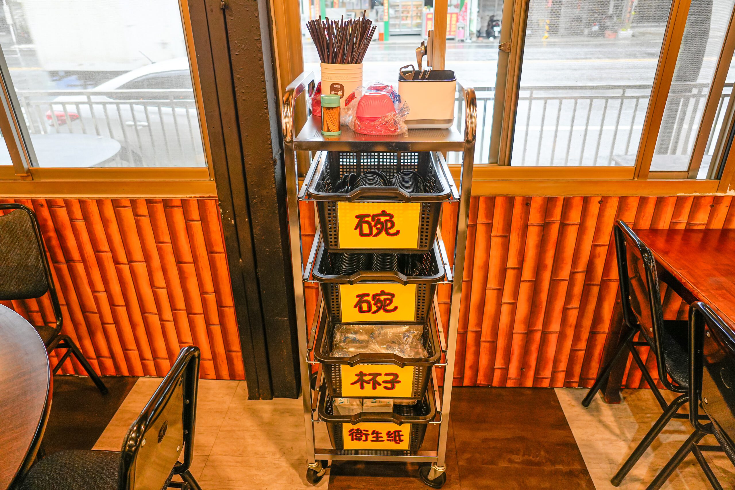 萬里古早風味甕仔雞｜萬里美食推薦，澎湃合菜每人只要 800 元! @混血珊莎的奇幻旅程