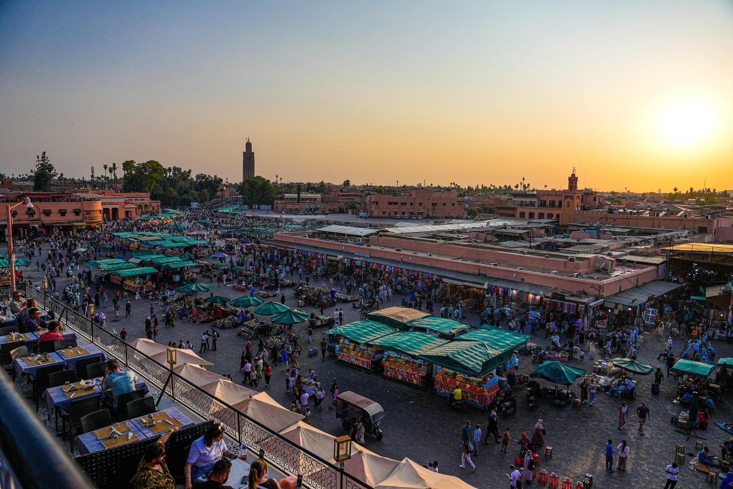 【摩洛哥Marrakech馬拉喀什一日遊攻略】熱門景點、市集必買與機場交通全解析! @混血珊莎的奇幻旅程