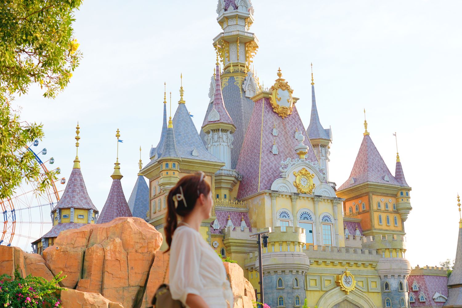 【2025富國島景點】精選 22 個富國島最新景點，遊樂園煙火表演火舞秀! @混血珊莎的奇幻旅程