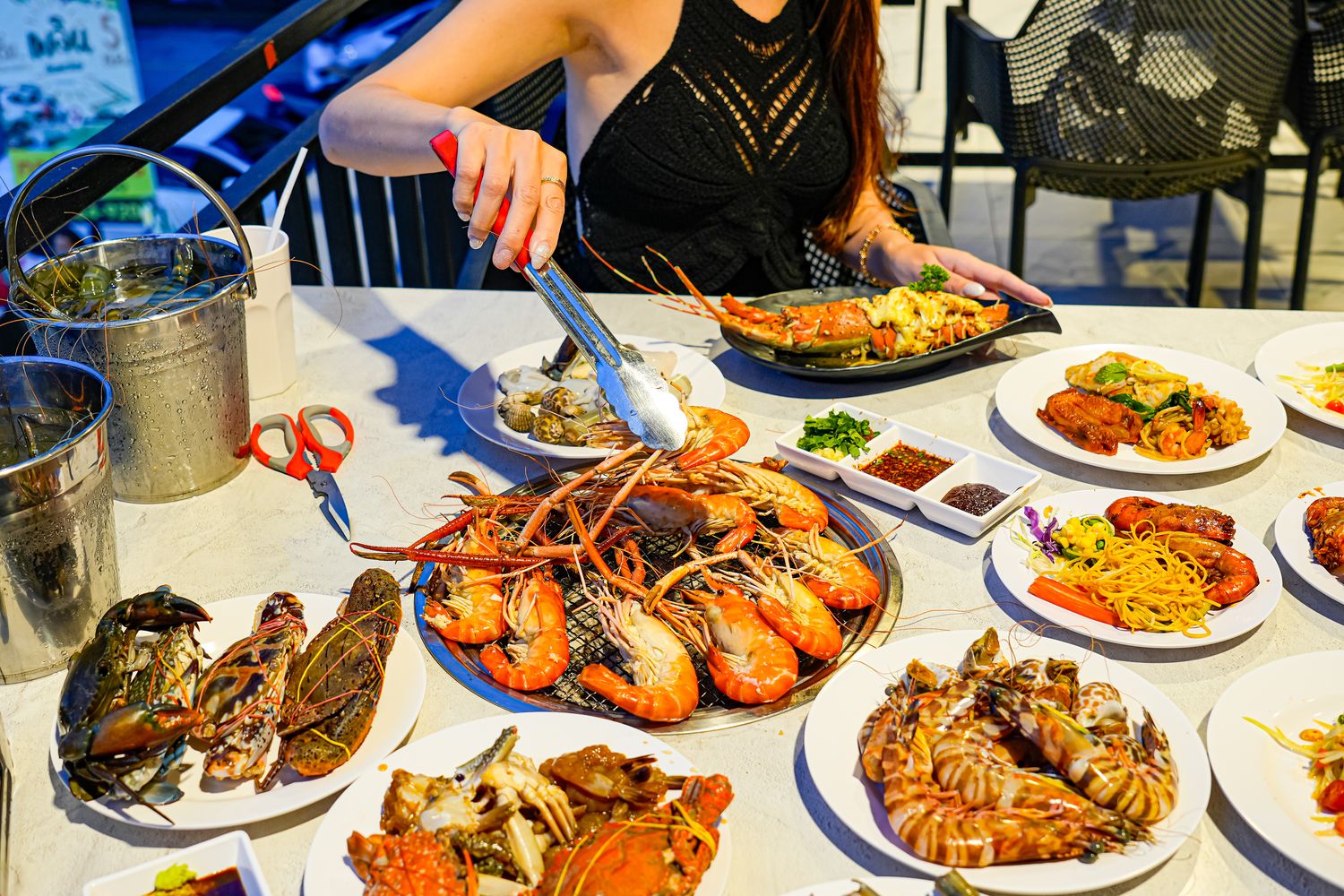 Jao Samut Seafood Pattaya｜新開幕不限時芭達雅吃到飽，實現海鮮自由! @混血珊莎的奇幻旅程
