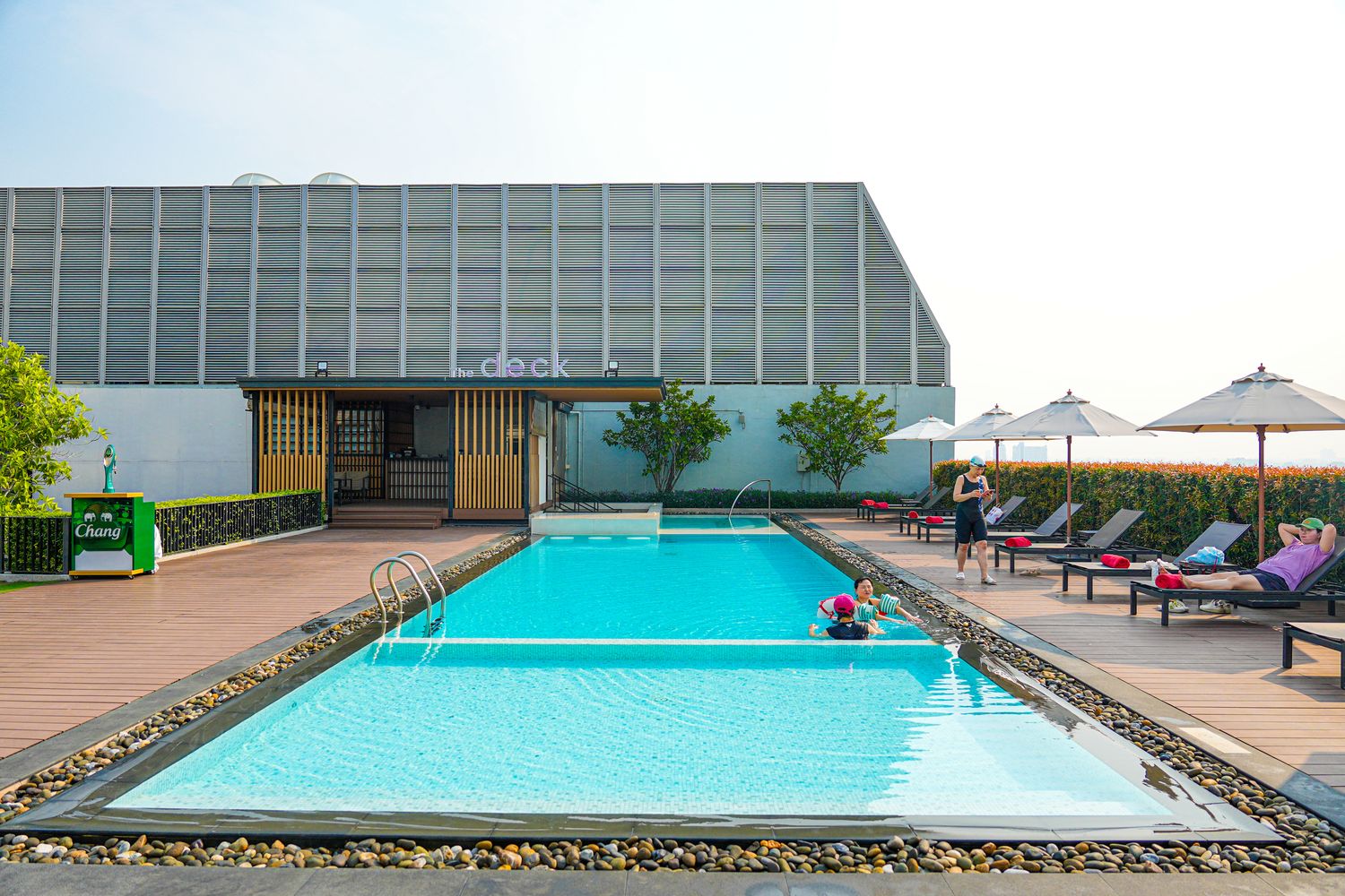 Avani Sukhumvit Bangkok 曼谷素坤逸安凡尼飯店｜On Nut站住宿高空景觀，捷運飯店連通! @混血珊莎的奇幻旅程