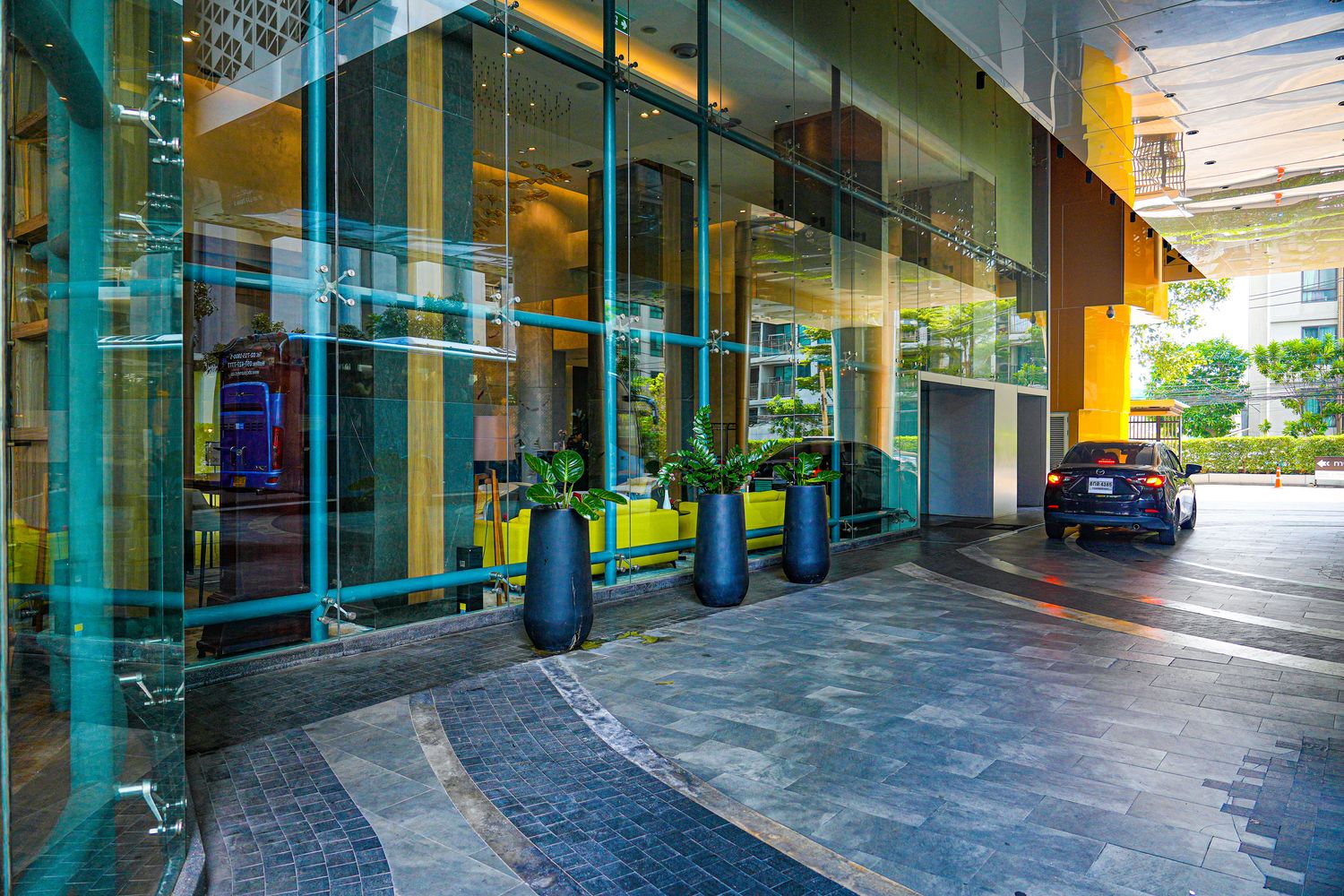 Avani Sukhumvit Bangkok 曼谷素坤逸安凡尼飯店｜On Nut站住宿高空景觀，捷運飯店連通! @混血珊莎的奇幻旅程