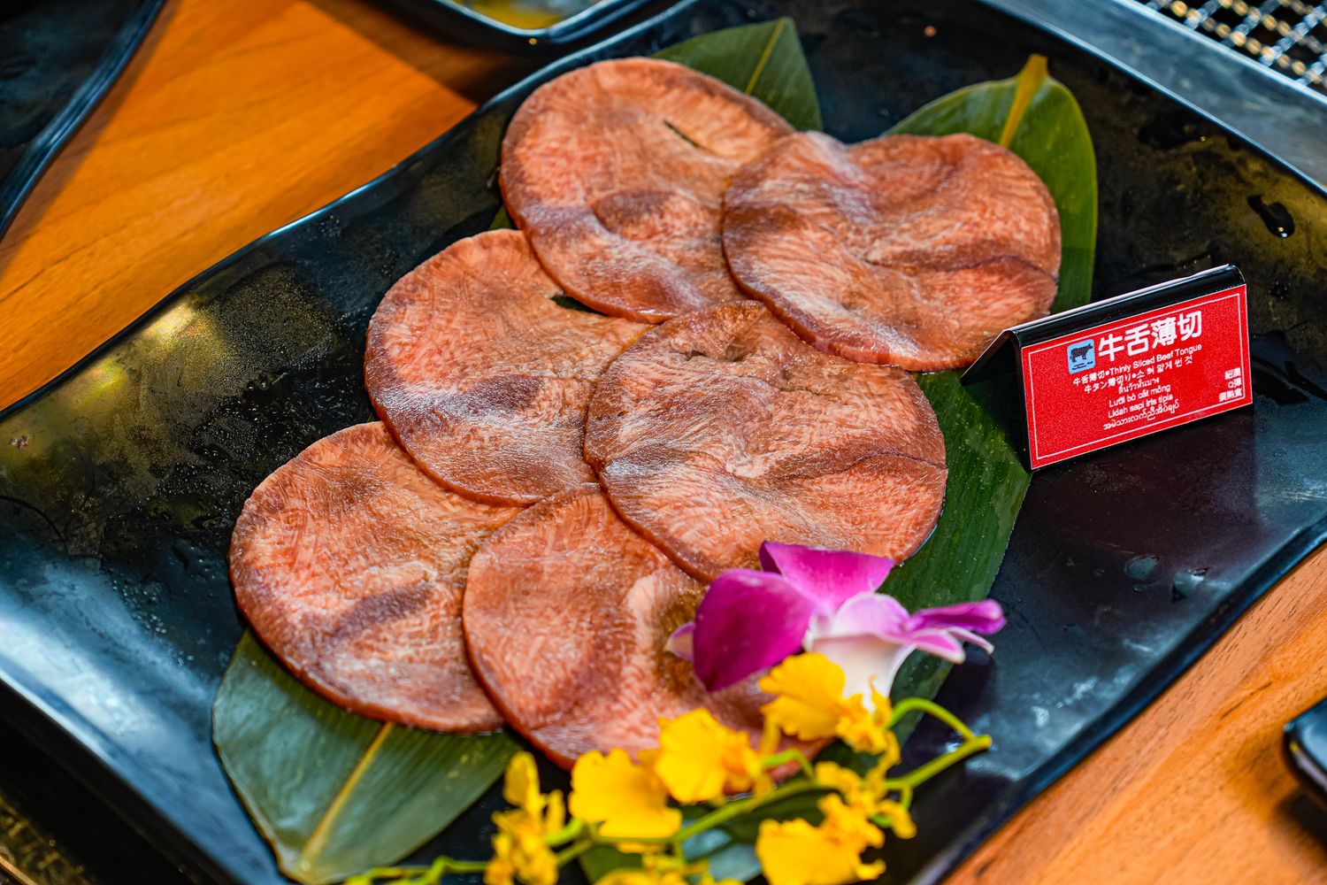 熊一頂級燒肉｜基隆燒肉推薦吃到飽 598 元起，好停車無敵海景第一排! @混血珊莎的奇幻旅程