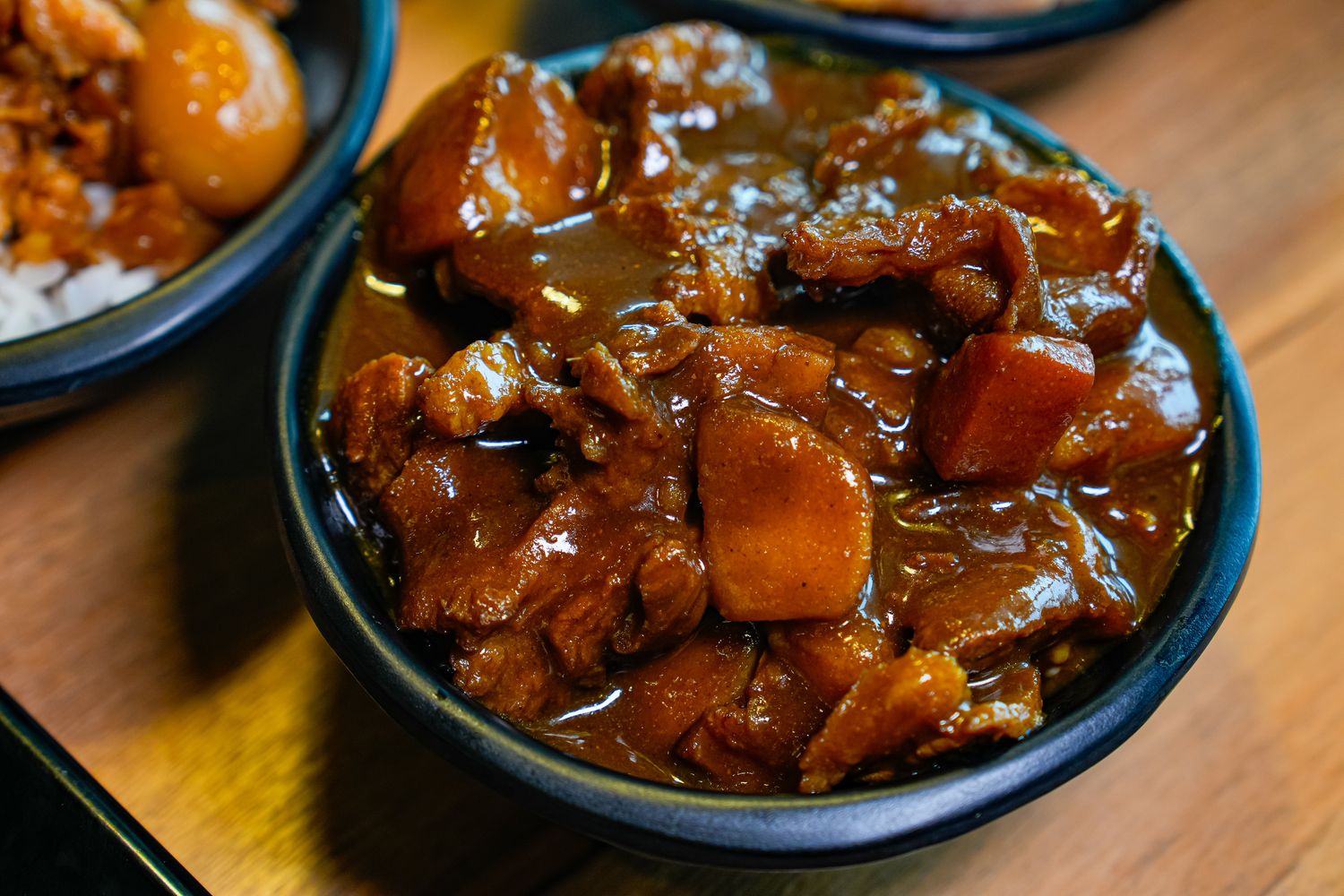 熊一頂級燒肉｜基隆燒肉推薦吃到飽 598 元起，好停車無敵海景第一排! @混血珊莎的奇幻旅程