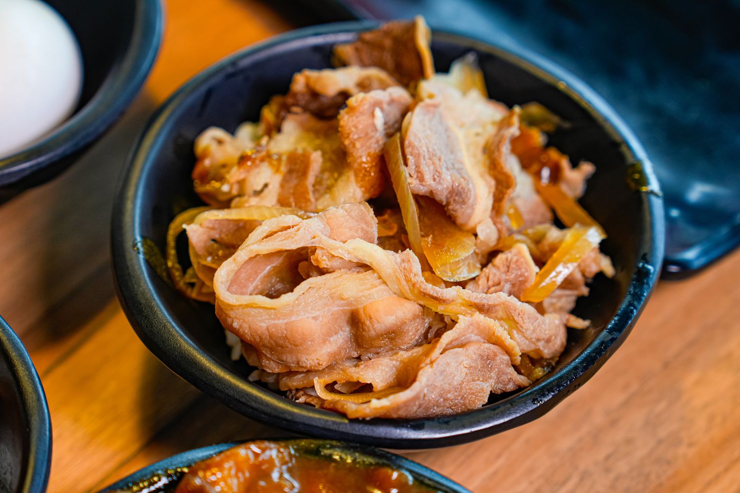 熊一頂級燒肉｜基隆燒肉推薦吃到飽 598 元起，好停車無敵海景第一排! @混血珊莎的奇幻旅程