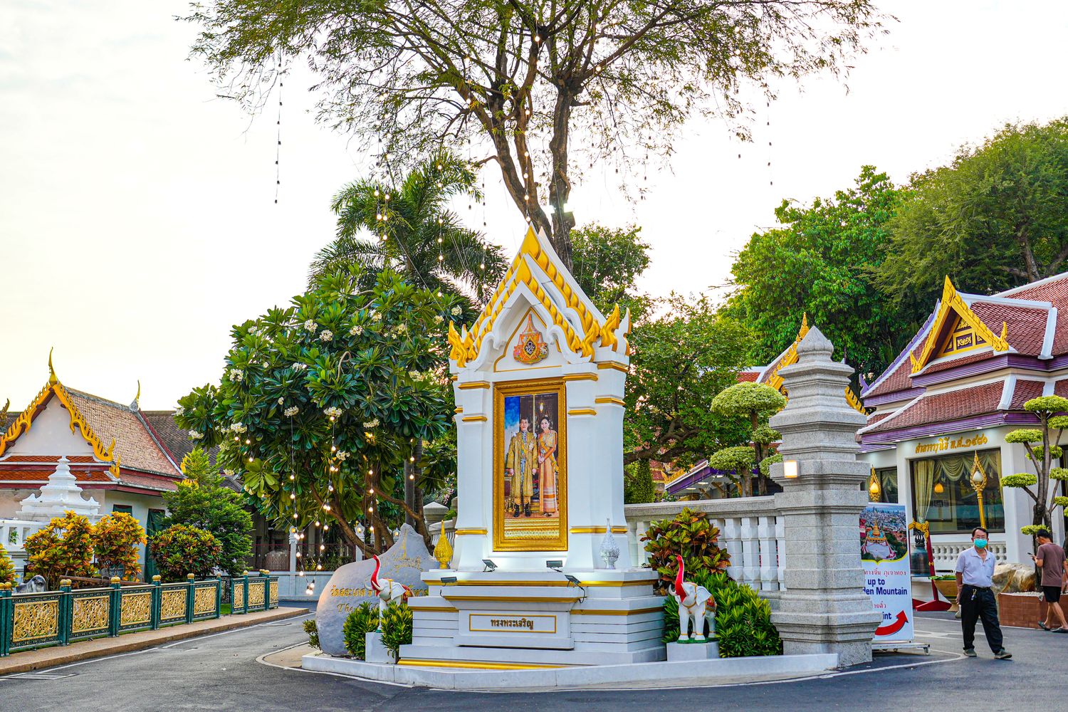Cherd-Chay Thai Glory|預約制曼谷泰服體驗,免費髮型服務,漫步老城區風華! @混血珊莎的奇幻旅程 Cherd-Chay Thai Glory|預約制曼谷泰服體驗,免費髮型服務,漫步老城區風華! @混血珊莎的奇幻旅程