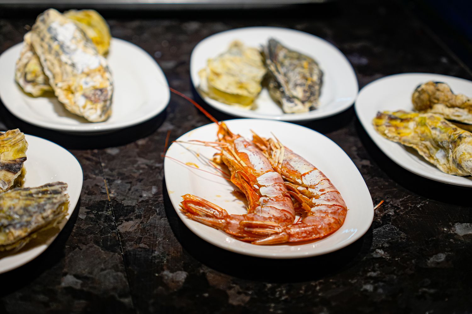 豐FOOD海陸百匯 鮪魚季｜台北自助餐吃到飽，澎湃現流海鮮多國料理任你吃，週五限定鮪魚現切秀! @混血珊莎的奇幻旅程