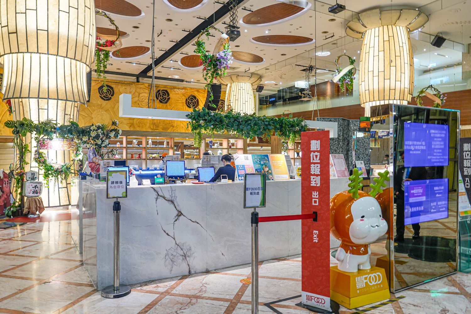 豐FOOD海陸百匯 鮪魚季｜台北自助餐吃到飽，澎湃現流海鮮多國料理任你吃，週五限定鮪魚現切秀! @混血珊莎的奇幻旅程