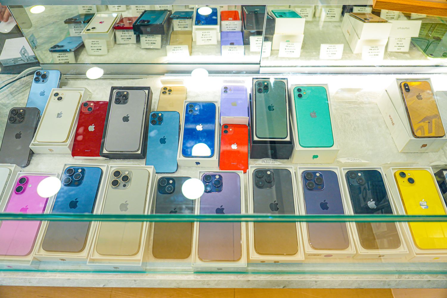 保衛站｜iPhone換電池推薦，全台門市 60 分鐘快速維修，保固半年業界最長! @混血珊莎的奇幻旅程