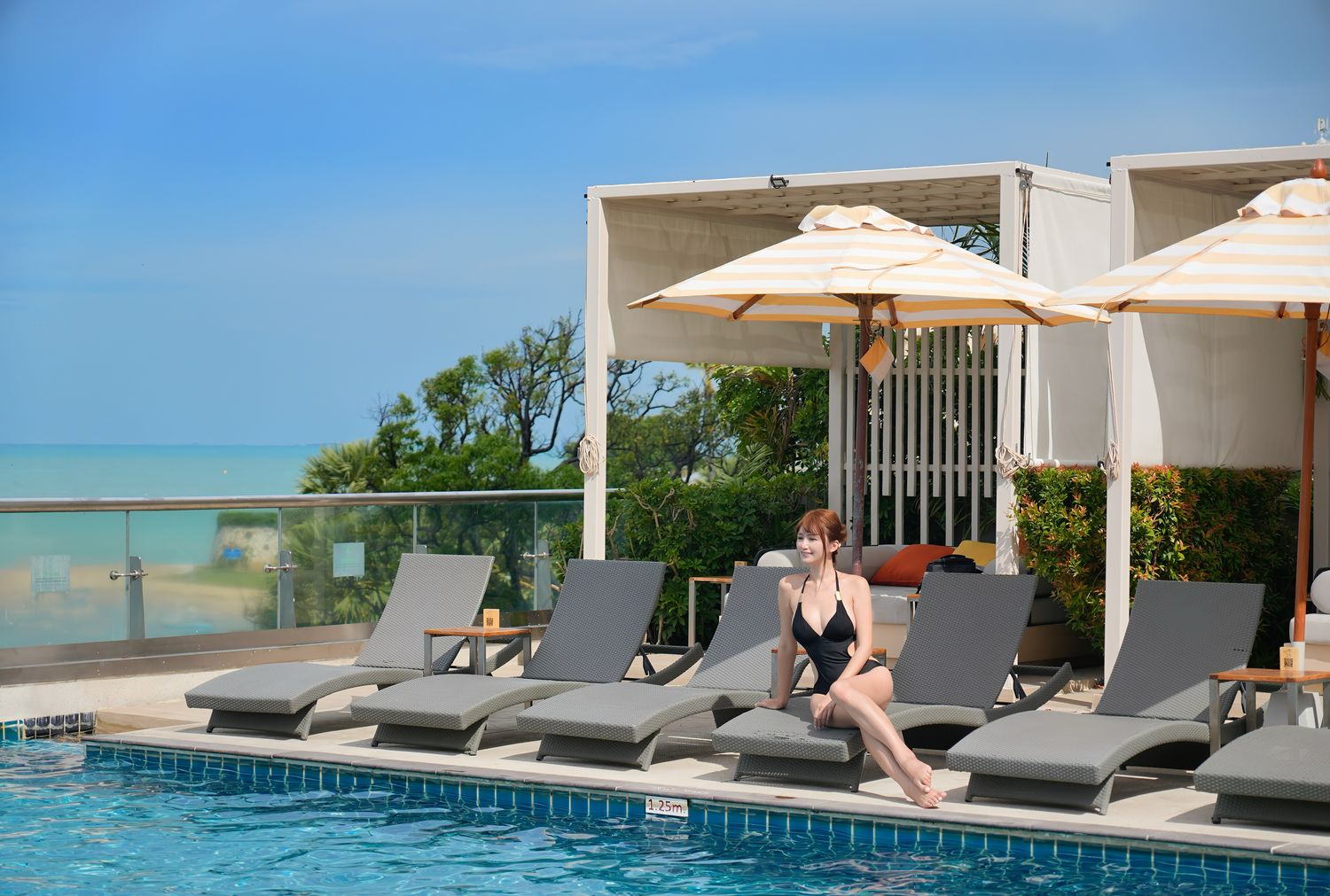 Holiday Inn Pattaya 芭達雅假日酒店｜海景套房伴美景入眠，芭達雅推薦飯店! @混血珊莎的奇幻旅程