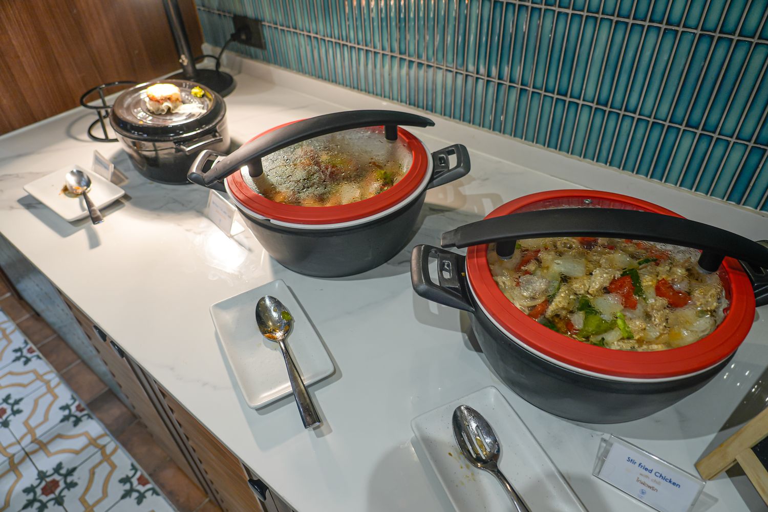 Holiday Inn Pattaya 芭達雅假日酒店｜海景套房伴美景入眠，芭達雅推薦飯店! @混血珊莎的奇幻旅程