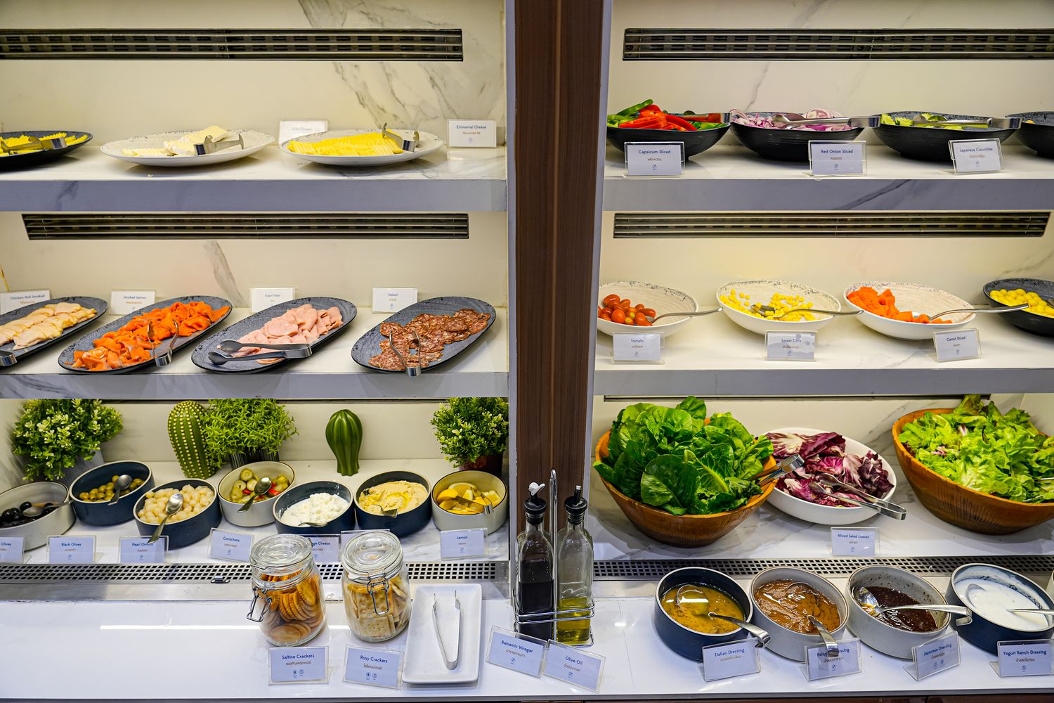 Holiday Inn Pattaya 芭達雅假日酒店｜海景套房伴美景入眠，芭達雅推薦飯店! @混血珊莎的奇幻旅程