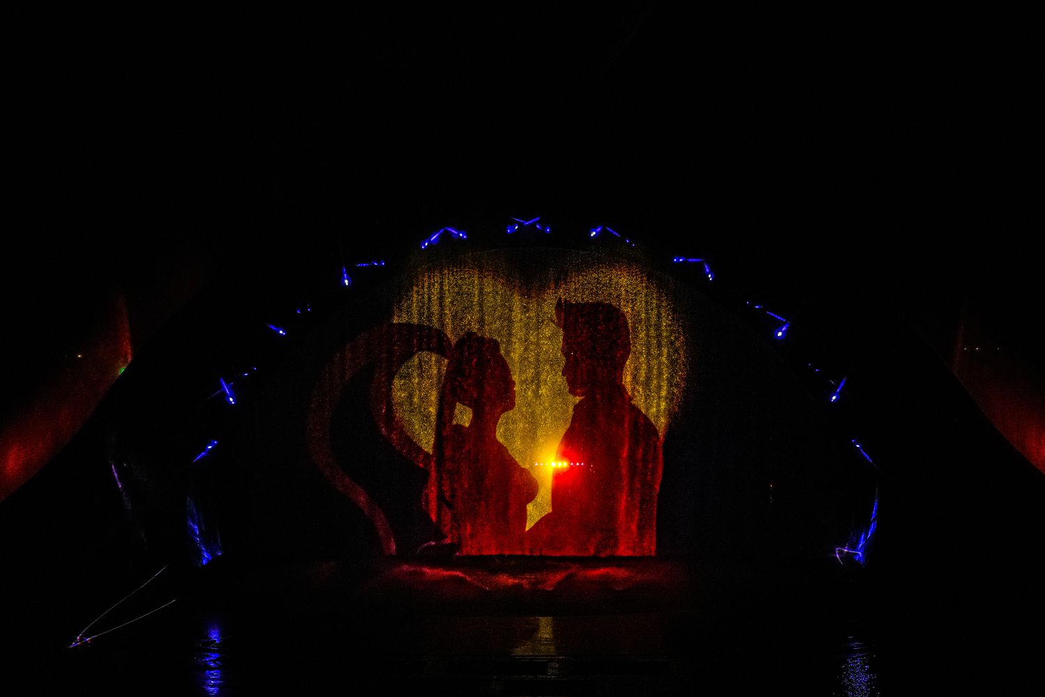 Kiss Of The Sea｜日落小鎮水舞秀表演、門票、時間! @混血珊莎的奇幻旅程
