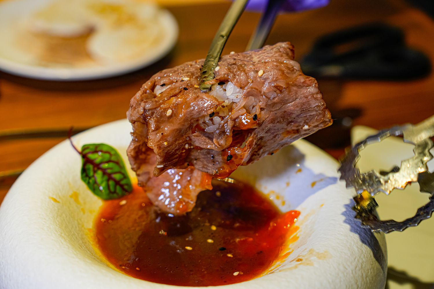 禧太炭火燒肉店｜必吃頂級日本熊本和王和牛，國父紀念館燒肉新指標! @混血珊莎的奇幻旅程